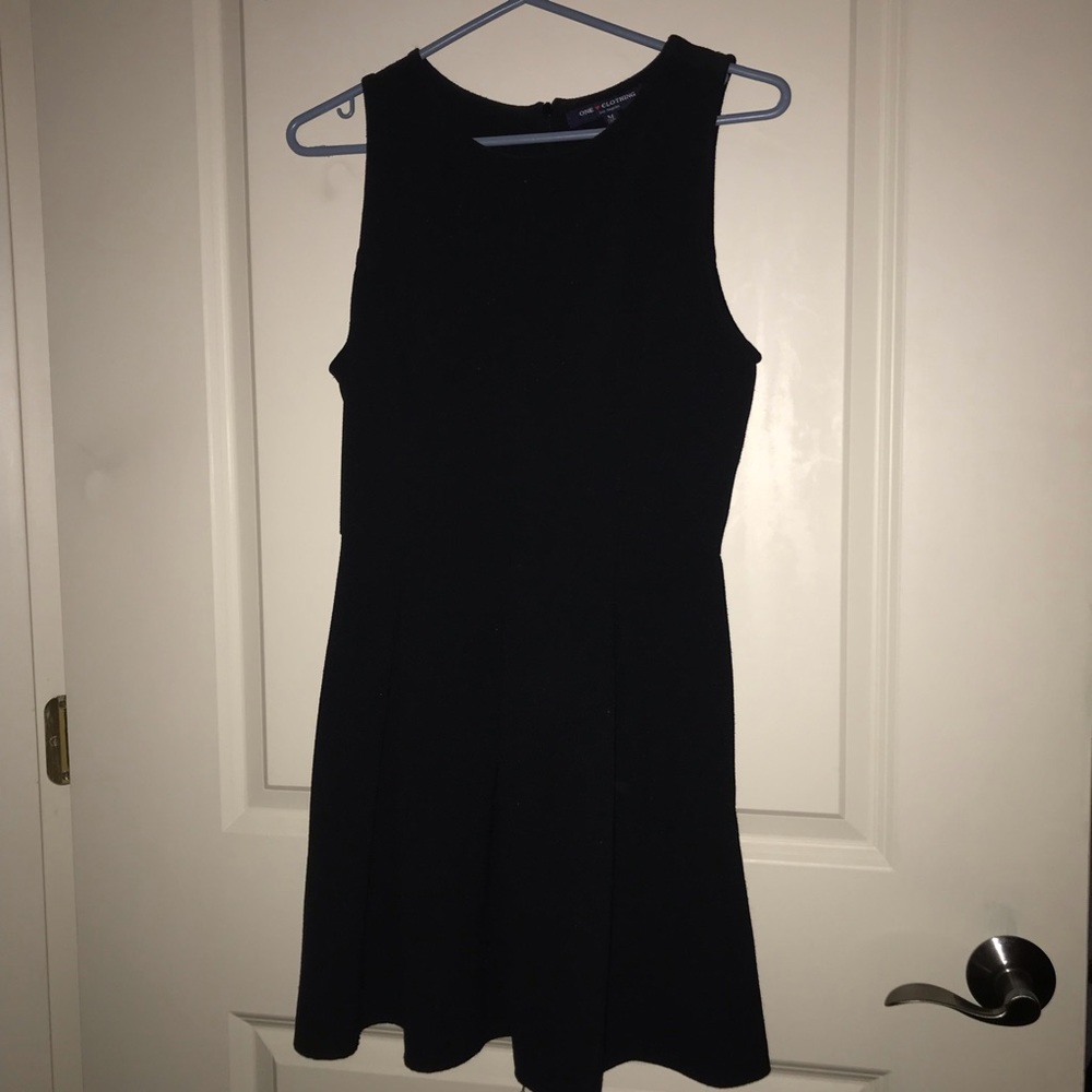 ONE CLOTHING semi-formal dress